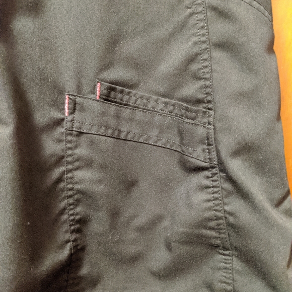 Scrub top - Picture 3 of 6